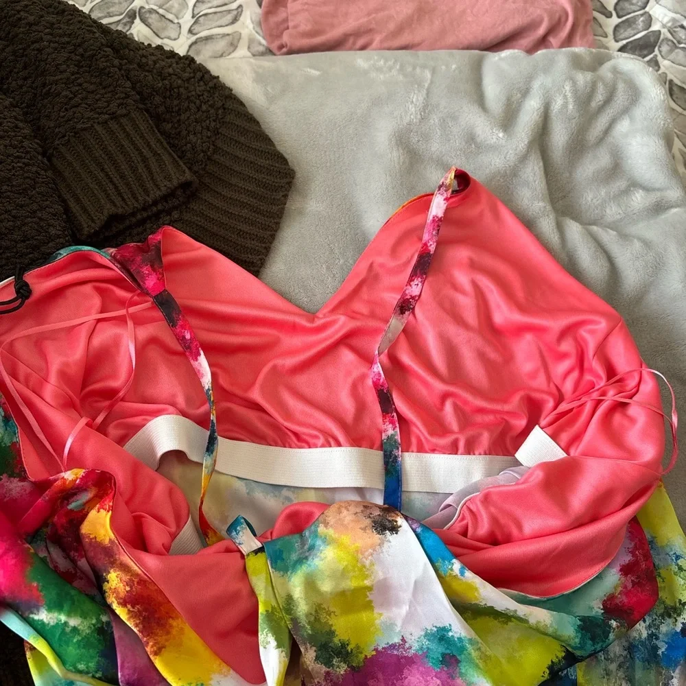 Colorful Tie-Dye Maxi Dress - Picture 3 of 3